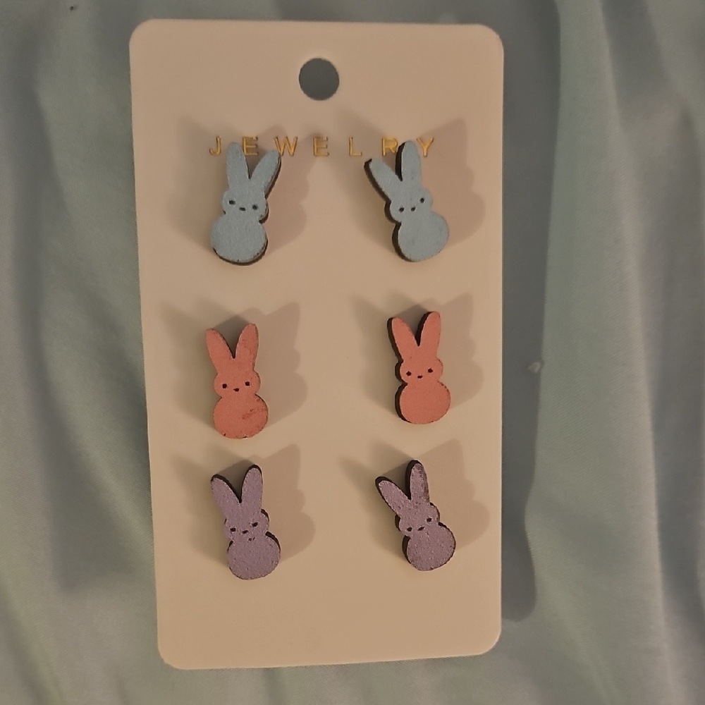 Pastel Bunny Earrings Set